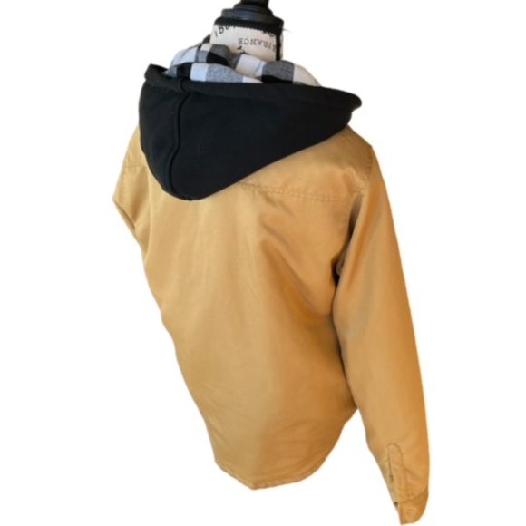 Airwalk - Picture 3 of 4